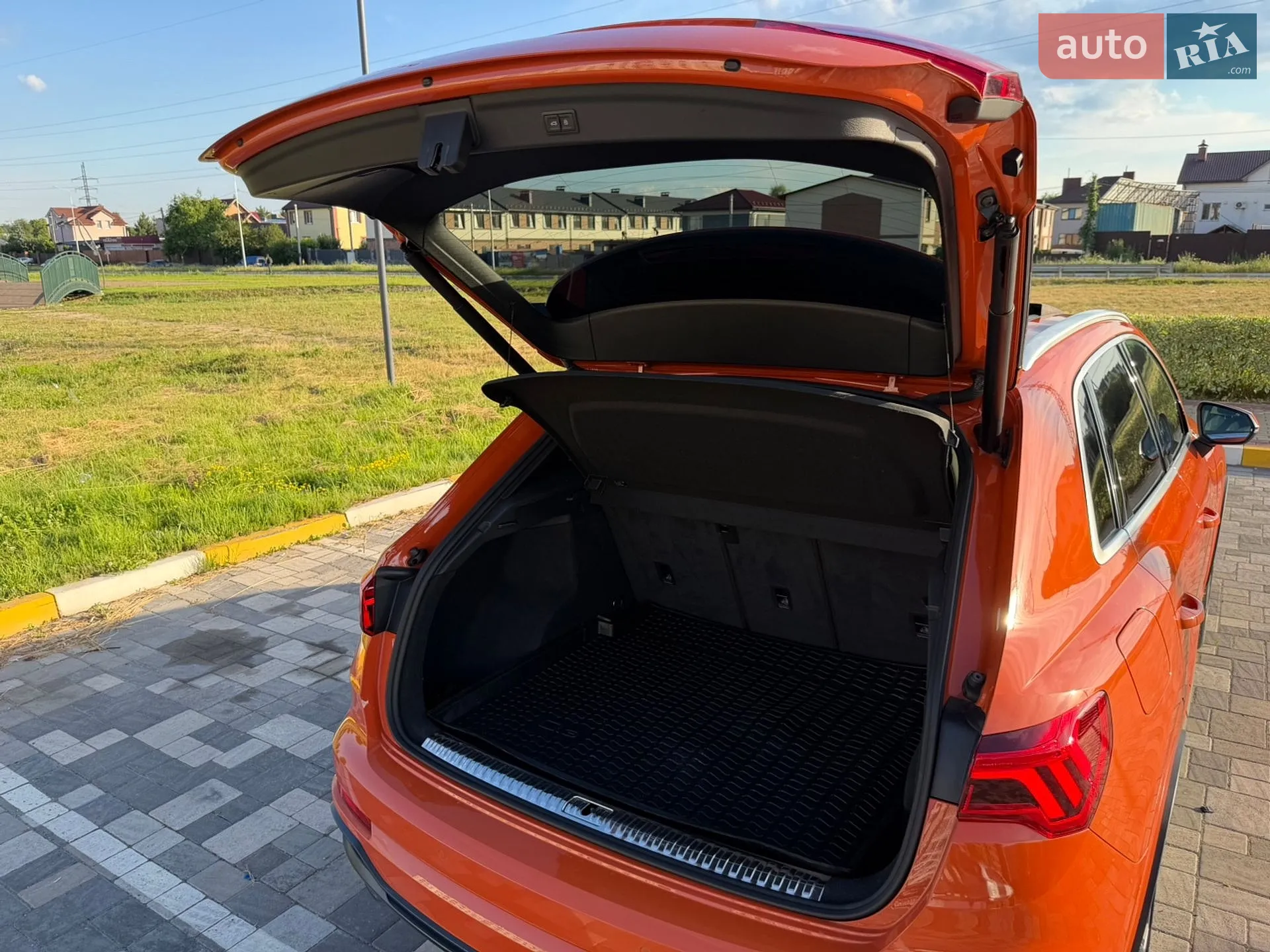2019 Audi Q3 - мініатюра 19