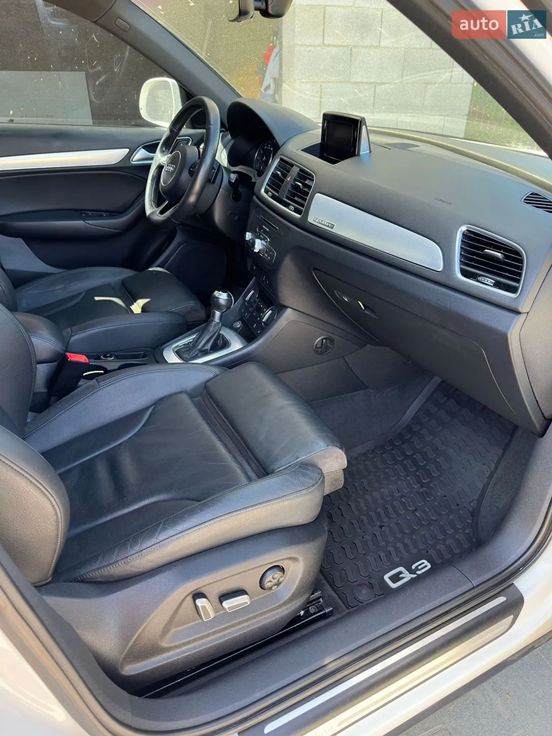 2017 Audi Q3 - мініатюра 33