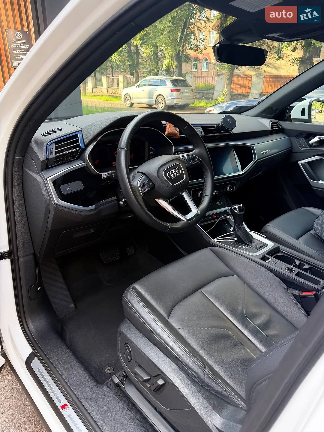 2021 Audi Q3 - мініатюра 24