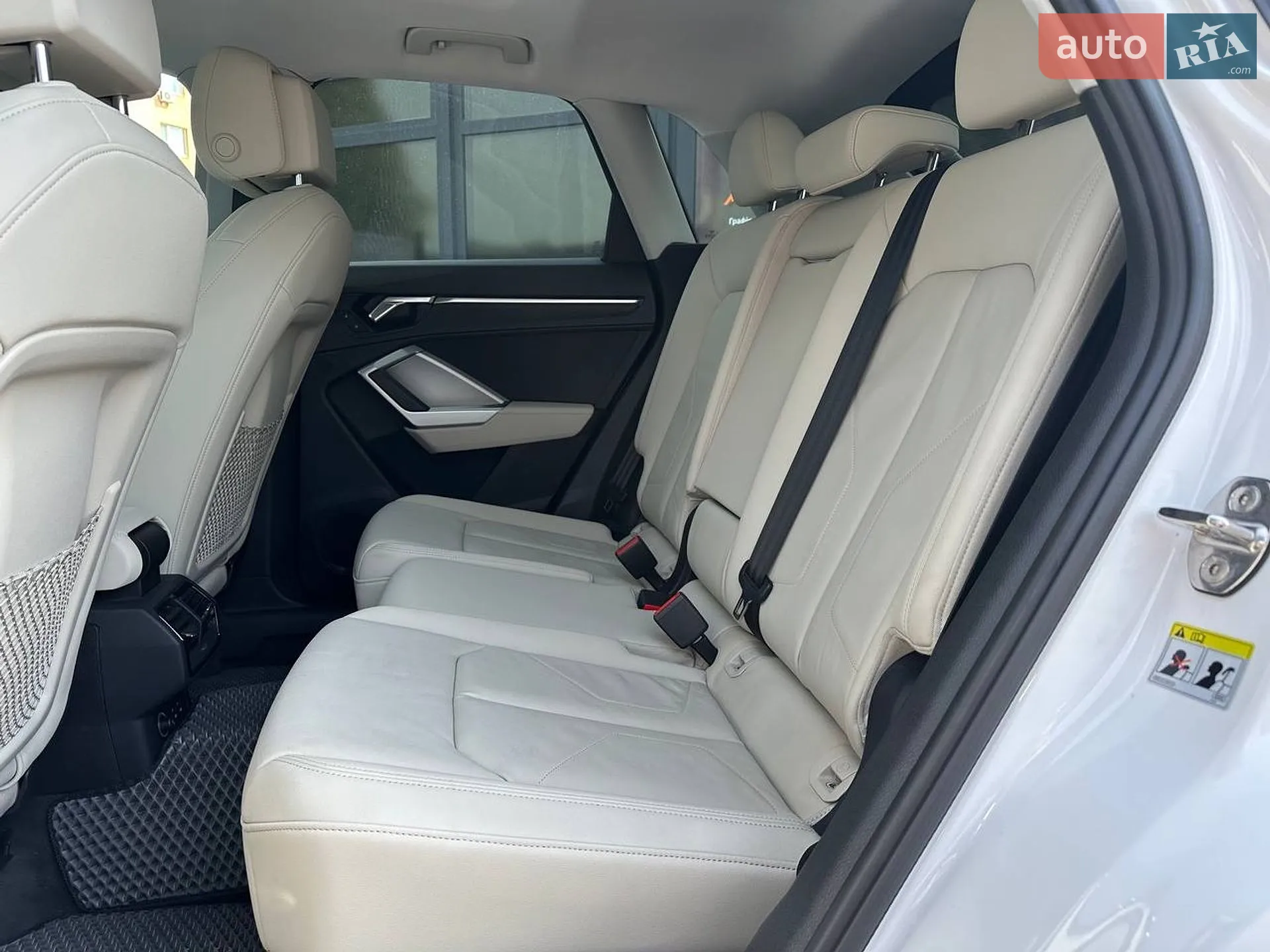 2019 Audi Q3 - мініатюра 19
