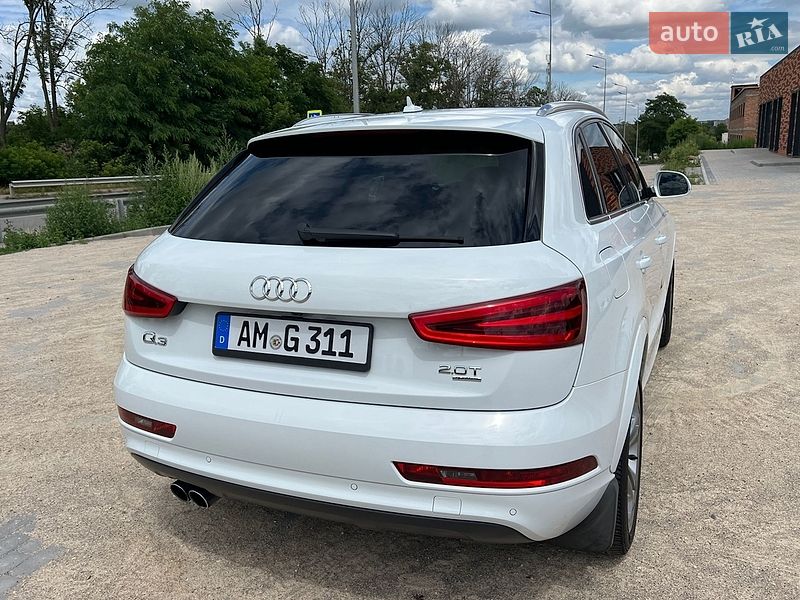 Позашляховик / Кросовер Audi Q3 2015 в Вінниці