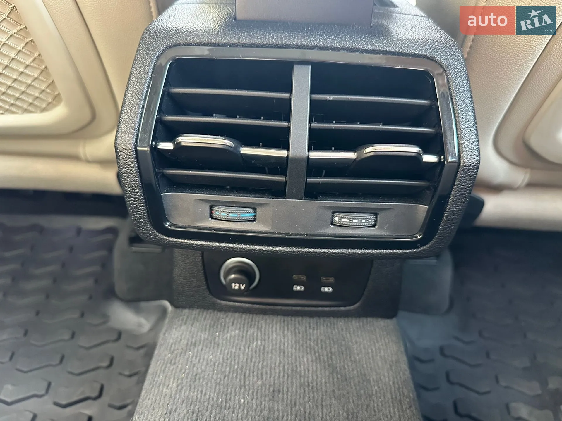 2021 Audi Q3 - мініатюра 26