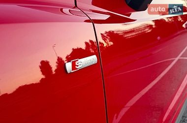 Внедорожник / Кроссовер Audi Q3 2021 в Киеве