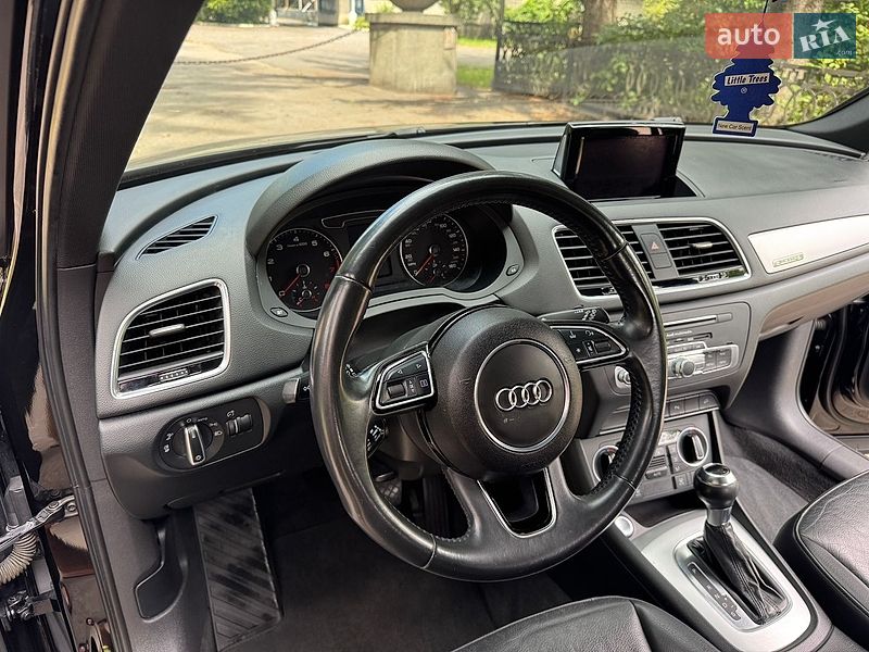Внедорожник / Кроссовер Audi Q3 2017 в Умани