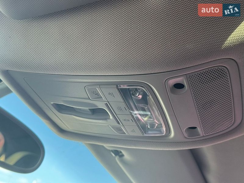 Внедорожник / Кроссовер Audi Q3 2012 в Стрые