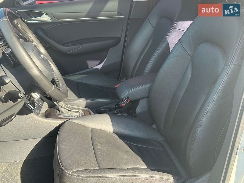 Внедорожник / Кроссовер Audi Q3 2012 в Стрые