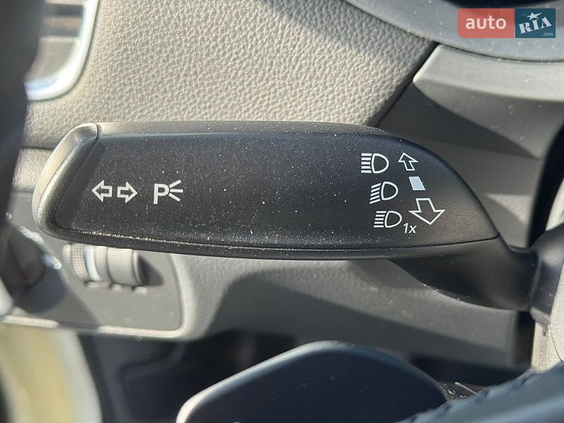 Внедорожник / Кроссовер Audi Q3 2012 в Стрые