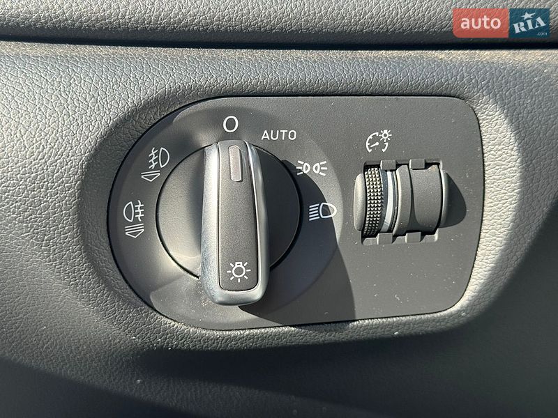Внедорожник / Кроссовер Audi Q3 2012 в Стрые