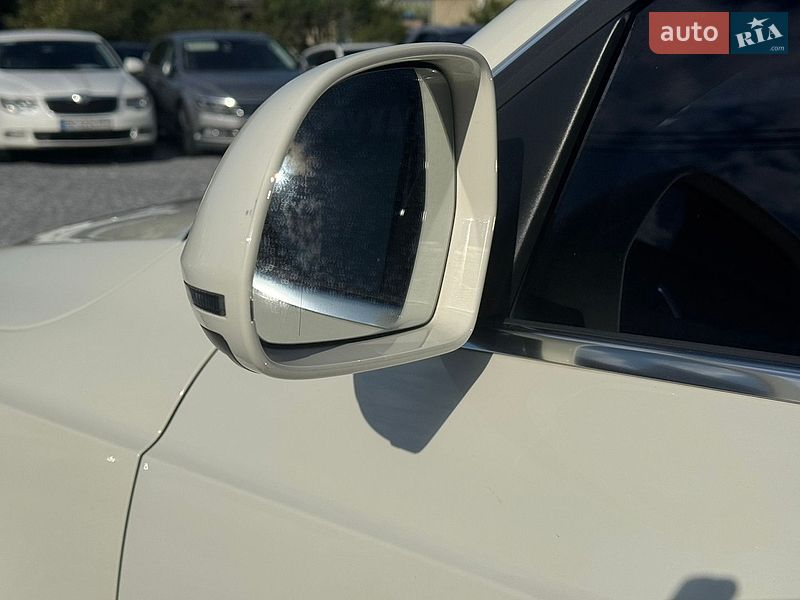 Внедорожник / Кроссовер Audi Q3 2012 в Стрые