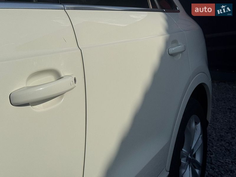 Внедорожник / Кроссовер Audi Q3 2012 в Стрые