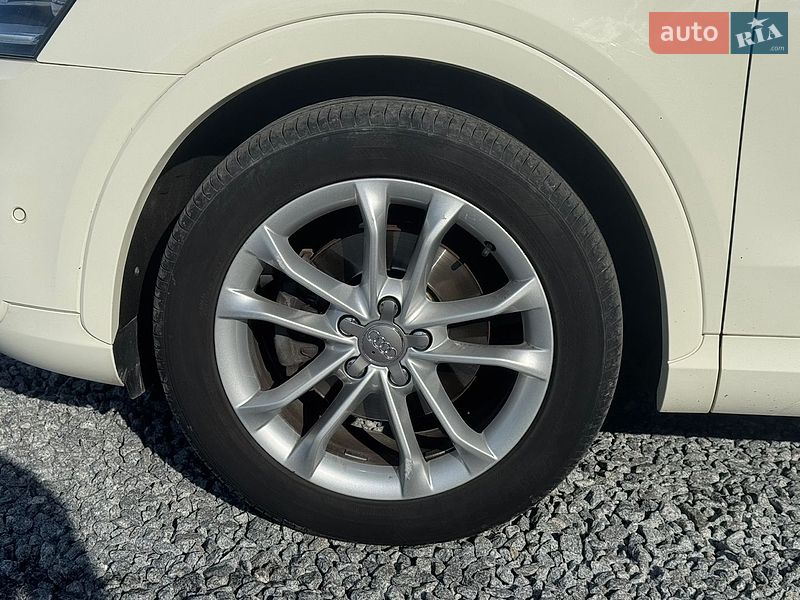 Внедорожник / Кроссовер Audi Q3 2012 в Стрые