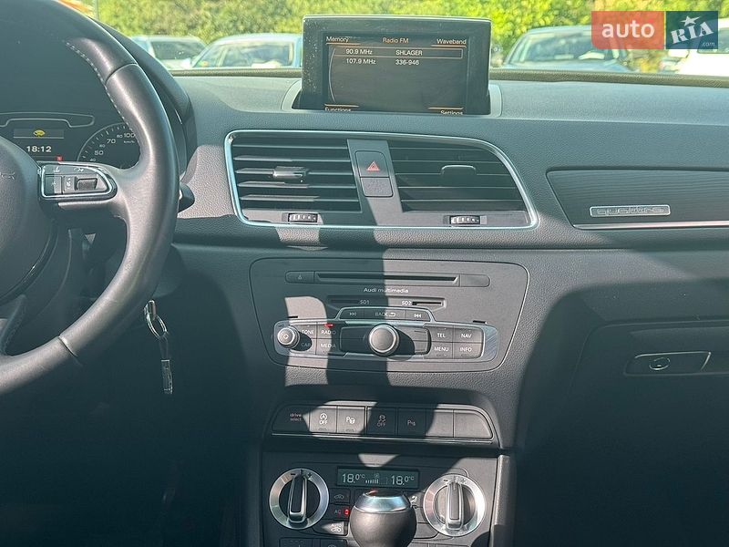 Внедорожник / Кроссовер Audi Q3 2012 в Стрые