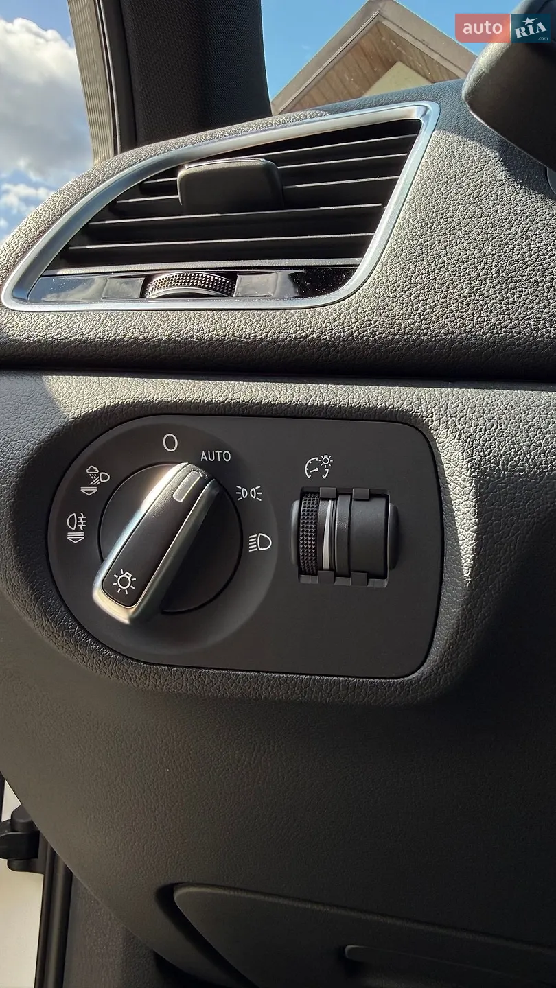 2016 Audi Q3 - мініатюра 34