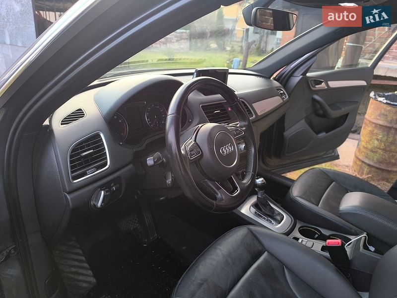 Позашляховик / Кросовер Audi Q3 2015 в Стрию