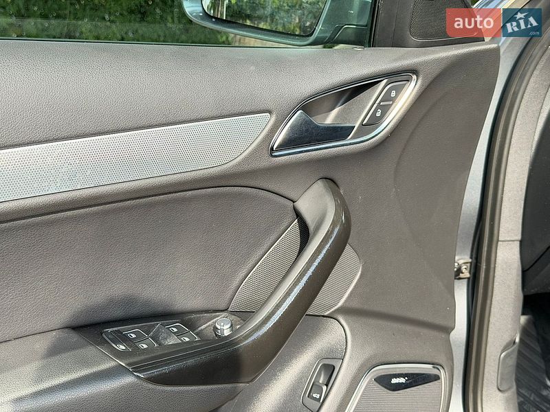 Позашляховик / Кросовер Audi Q3 2015 в Стрию