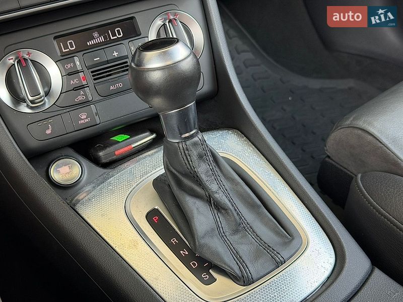 Позашляховик / Кросовер Audi Q3 2015 в Стрию