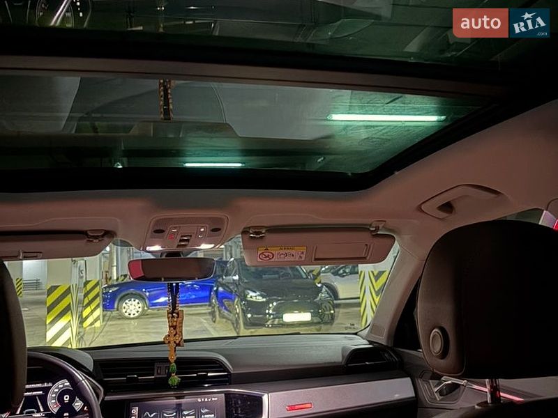Позашляховик / Кросовер Audi Q3 2022 в Києві