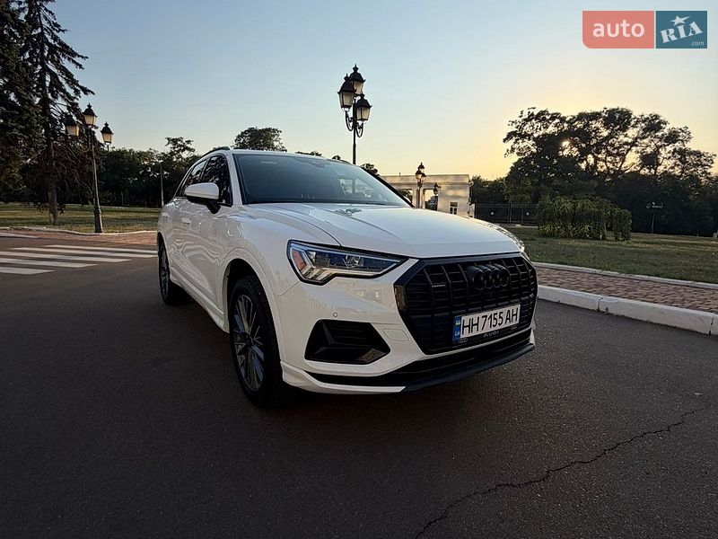 Audi Q3, фото з оголошення
