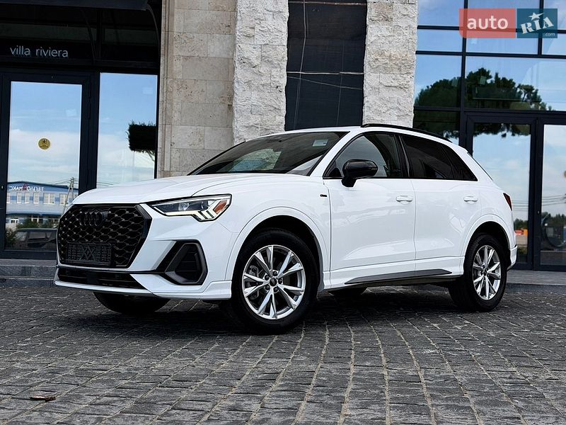 Позашляховик / Кросовер Audi Q3 2024 в Львові