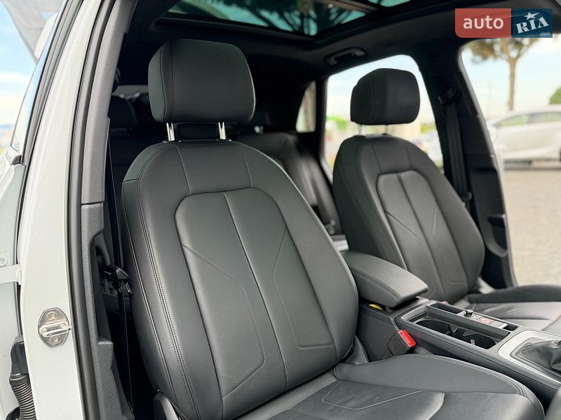 Позашляховик / Кросовер Audi Q3 2024 в Львові