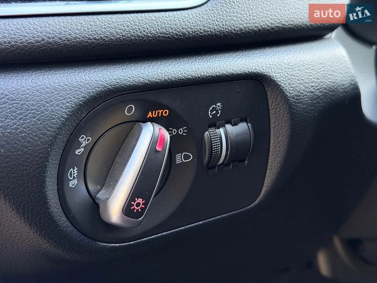 2016 Audi Q3 - мініатюра 18
