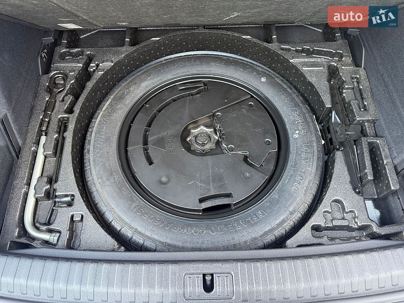 Внедорожник / Кроссовер Audi Q3 2020 в Львове