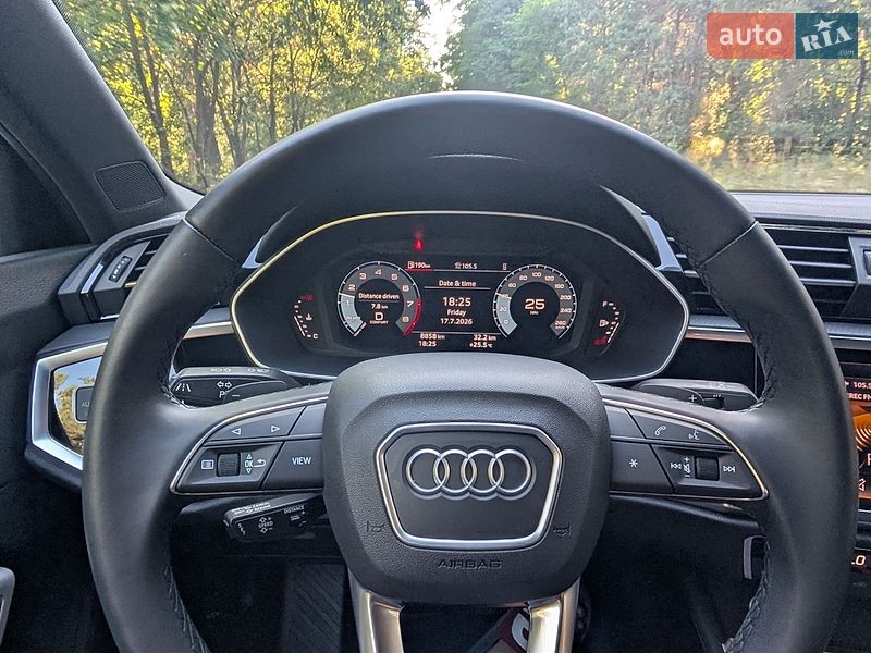 Позашляховик / Кросовер Audi Q3 2024 в Борисполі