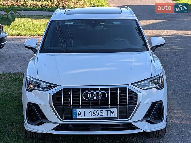 Позашляховик / Кросовер Audi Q3 2024 в Борисполі