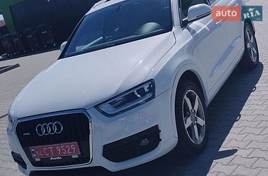 Позашляховик / Кросовер Audi Q3 2015 в Івано-Франківську