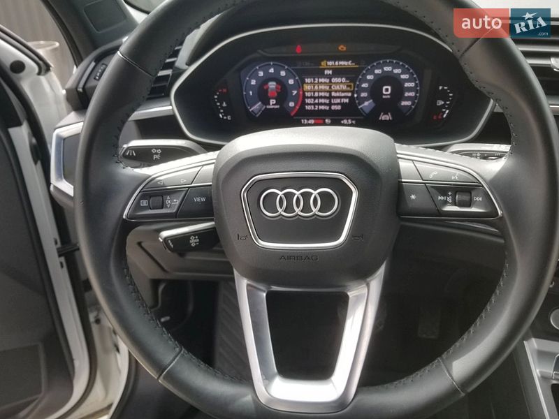 Внедорожник / Кроссовер Audi Q3 2020 в Черновцах