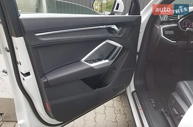 Внедорожник / Кроссовер Audi Q3 2020 в Черновцах