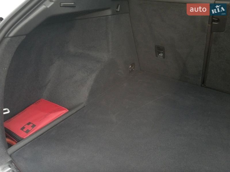 Внедорожник / Кроссовер Audi Q3 2020 в Черновцах