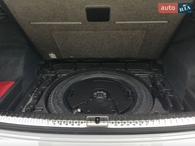 Внедорожник / Кроссовер Audi Q3 2020 в Черновцах