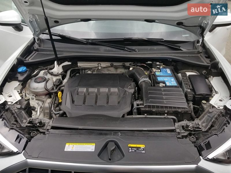 Внедорожник / Кроссовер Audi Q3 2020 в Черновцах