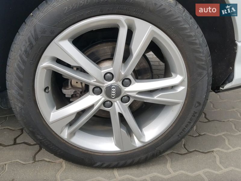 Внедорожник / Кроссовер Audi Q3 2020 в Черновцах