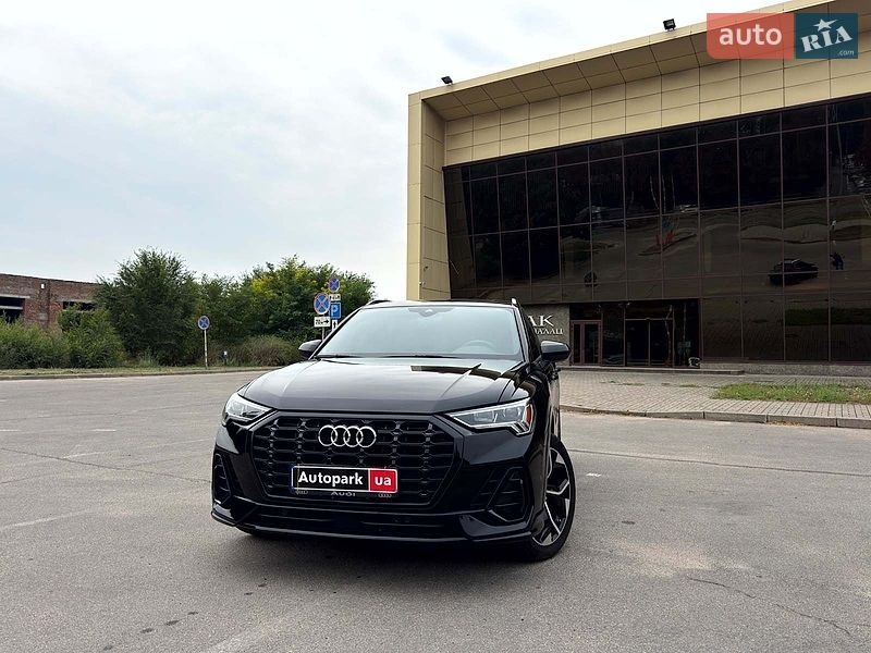 Внедорожник / Кроссовер Audi Q3 2022 в Запорожье