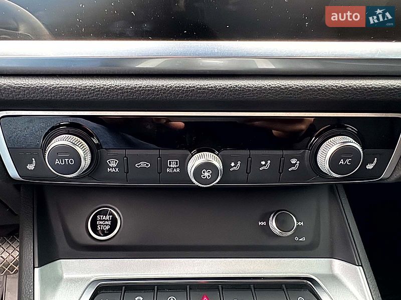 Внедорожник / Кроссовер Audi Q3 2022 в Запорожье