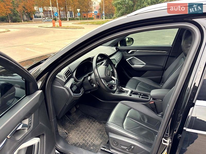 Внедорожник / Кроссовер Audi Q3 2022 в Запорожье