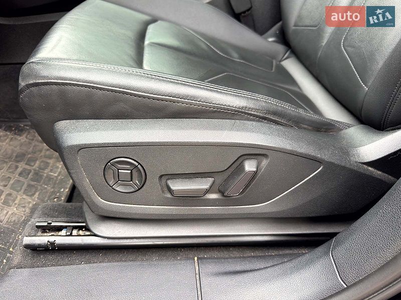 Внедорожник / Кроссовер Audi Q3 2022 в Запорожье