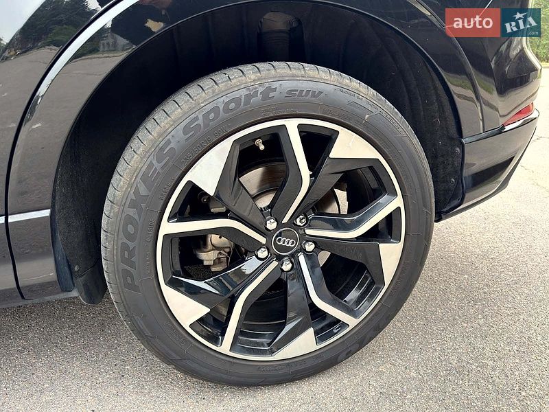 Внедорожник / Кроссовер Audi Q3 2022 в Запорожье