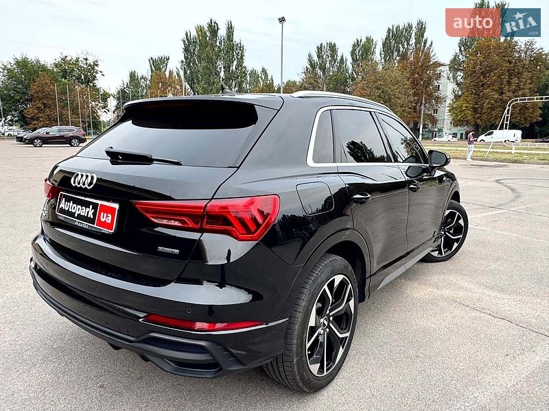 Внедорожник / Кроссовер Audi Q3 2022 в Запорожье