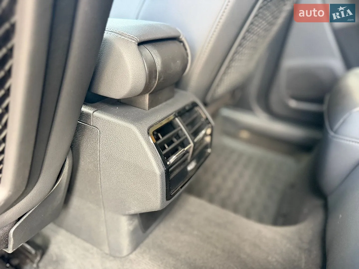 2022 Audi Q3 - мініатюра 39