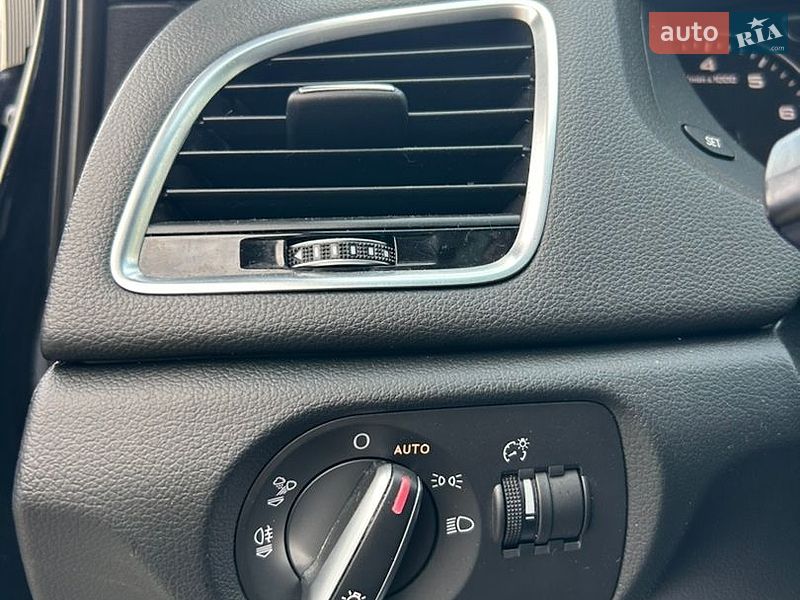 Внедорожник / Кроссовер Audi Q3 2018 в Полтаве