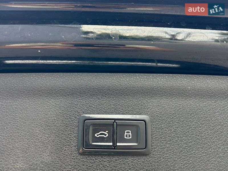 Внедорожник / Кроссовер Audi Q3 2018 в Полтаве