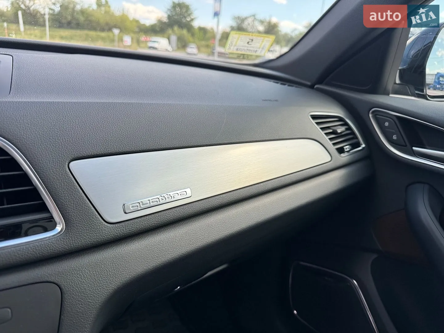 2018 Audi Q3 - мініатюра 27