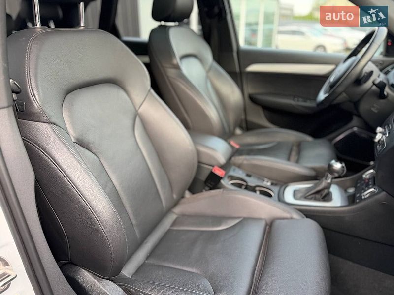 Позашляховик / Кросовер Audi Q3 2015 в Луцьку