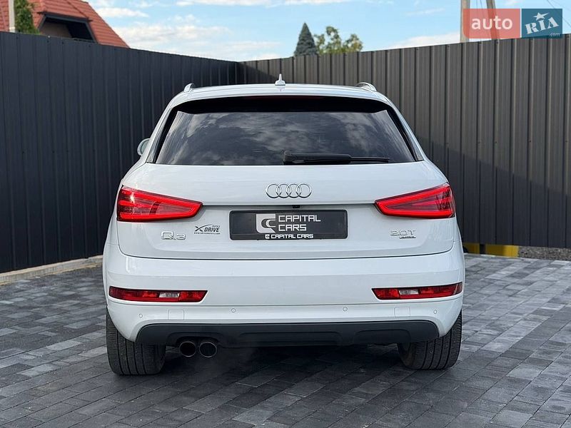 Позашляховик / Кросовер Audi Q3 2015 в Луцьку