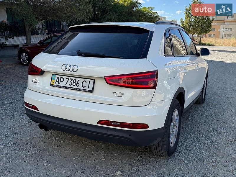 Внедорожник / Кроссовер Audi Q3 2012 в Запорожье