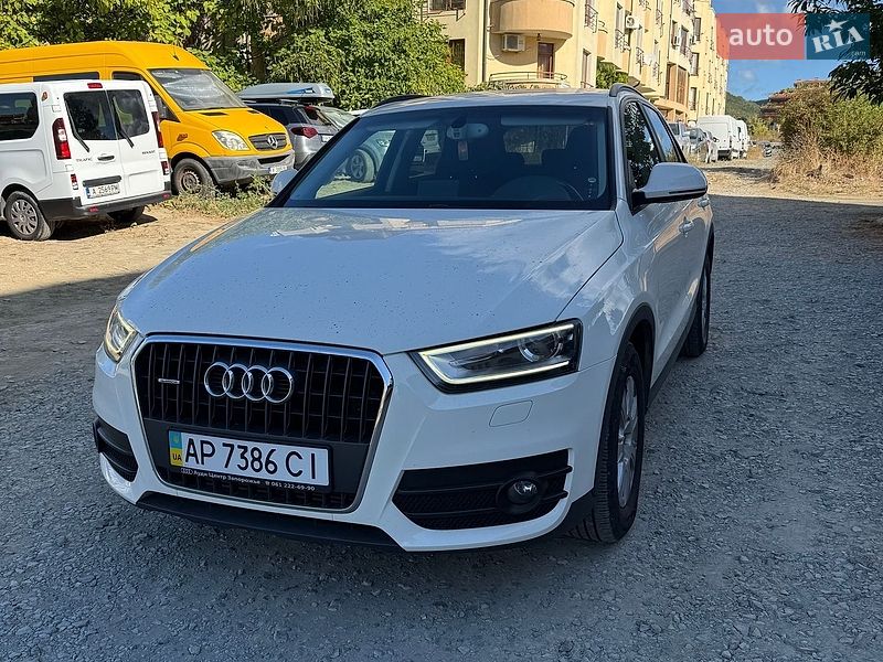 Внедорожник / Кроссовер Audi Q3 2012 в Запорожье