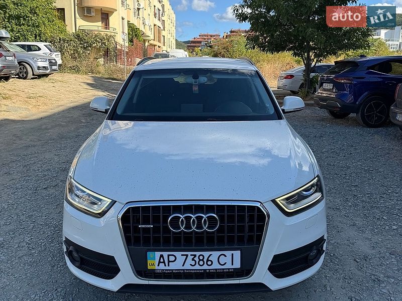 Внедорожник / Кроссовер Audi Q3 2012 в Запорожье